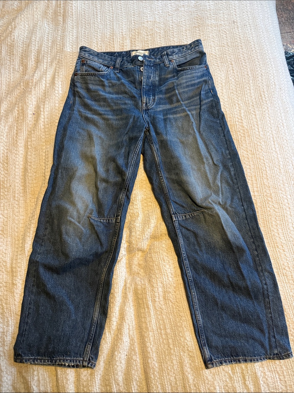 Madewell women’s farted barrel leg jeans